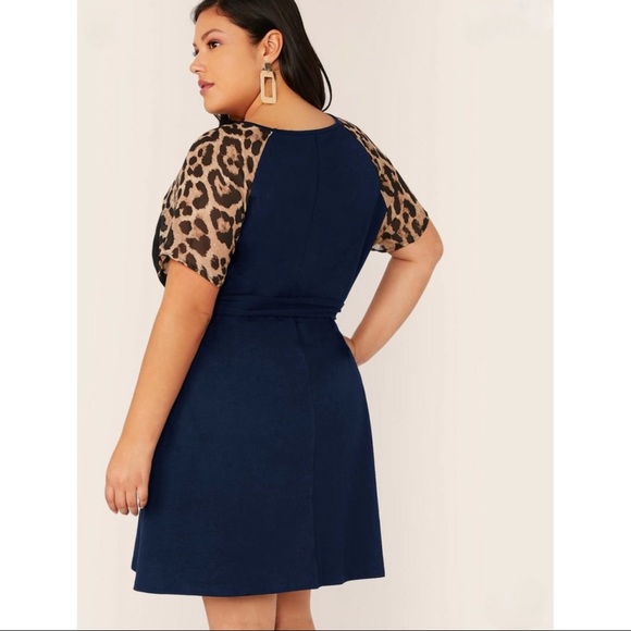 NEW PLUS Navy V Neck Midi Dress w Leopard Sleeves - Picture 2 of 7